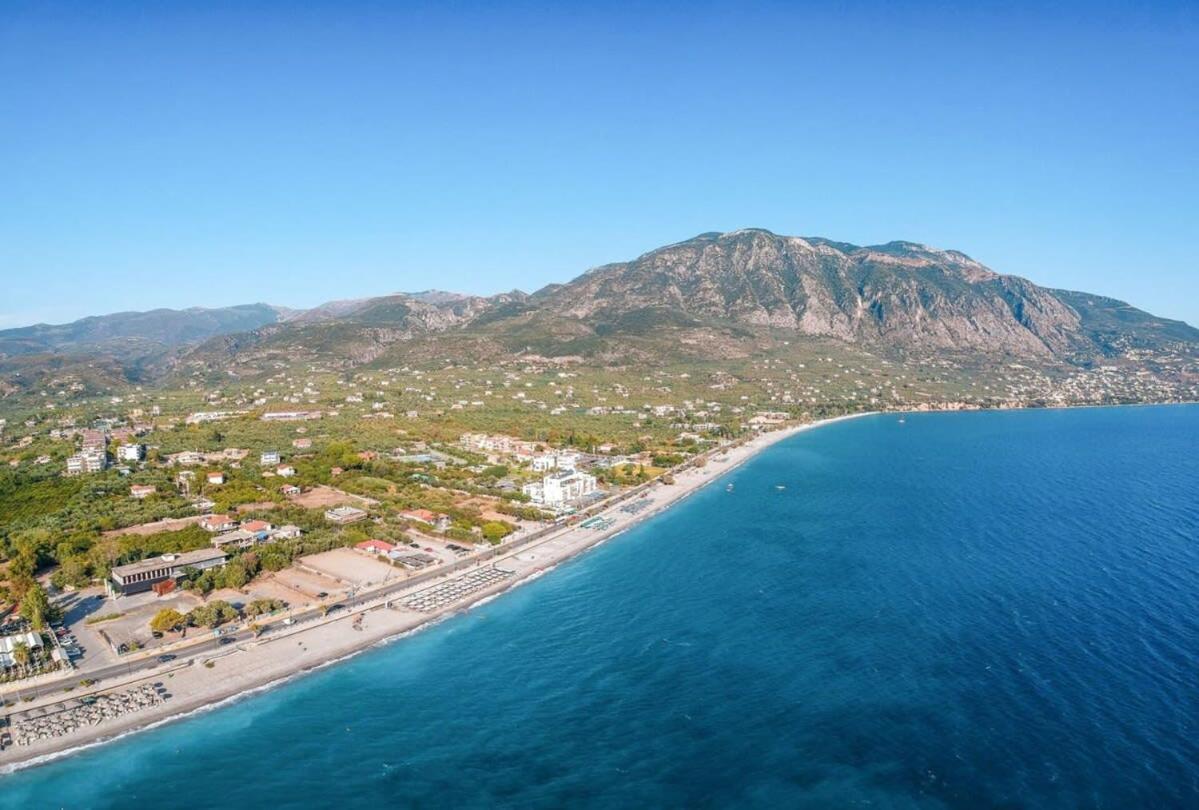 Kalamata'S Spacious Getaway-Taygetos Amazing View Exterior foto